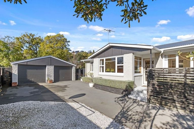 Photo of property in 2/172 Centaurus Road, Saint Martins, Christchurch, 8022