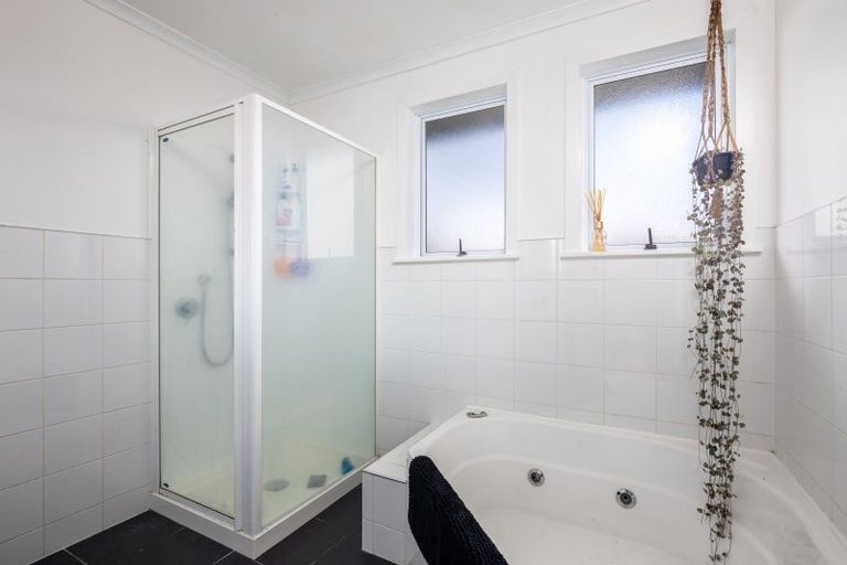 Photo of property in 60 Rosendale Avenue, Spotswood, New Plymouth, 4310