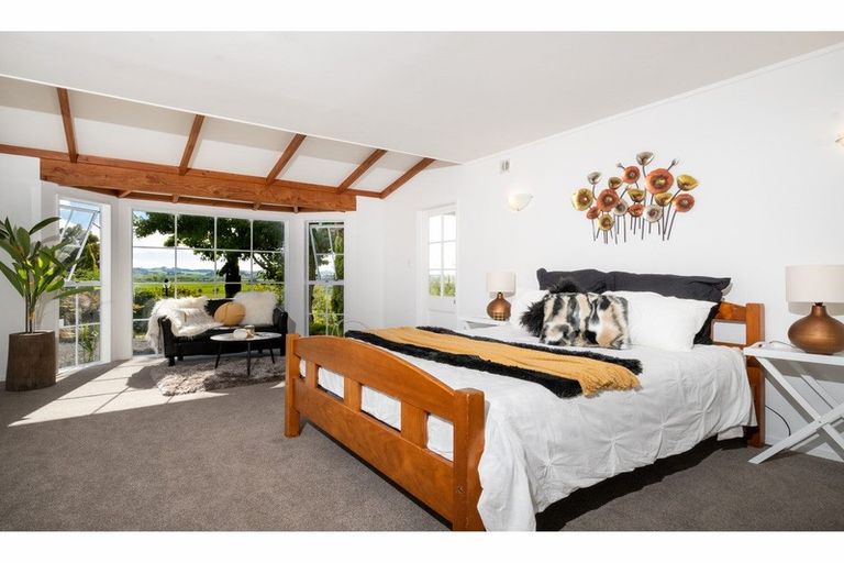 Photo of property in 147 Mangakura Road, Helensville, 0875