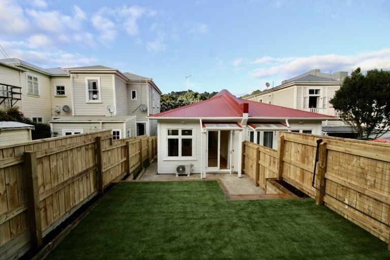 Photo of property in 37 Roy Street, Newtown, Wellington, 6021