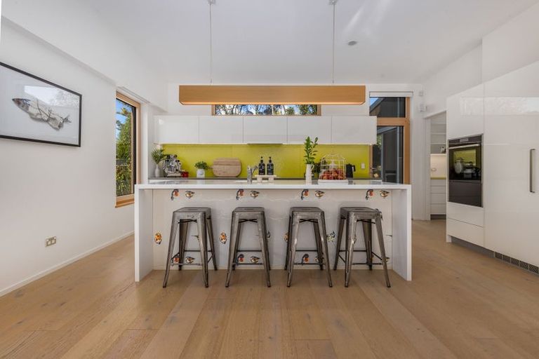 Photo of property in 3 Bressay Way, Waikanae, 5036