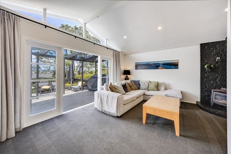 Photo of property in 95 Royal Road, Massey, Auckland, 0614