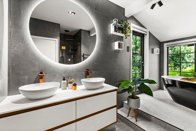 Photo of property in 55 Breadalbane Avenue, Havelock North, 4130