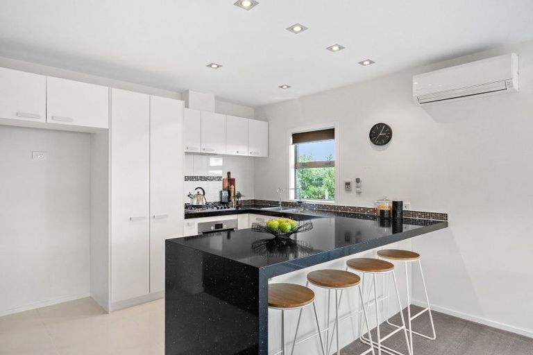 Photo of property in 36a Mandalay Terrace, Khandallah, Wellington, 6035