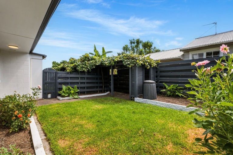 Photo of property in 2/30 Gobray Crescent, Mount Maunganui, 3116