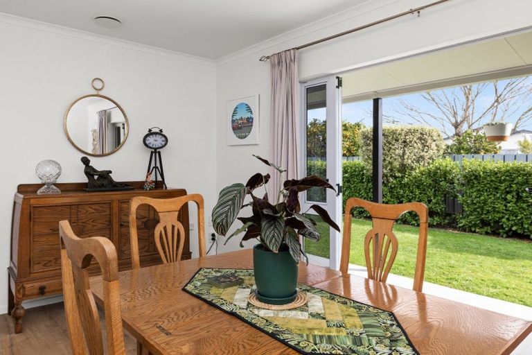 Photo of property in 13a Anzac Avenue, Onekawa, Napier, 4110