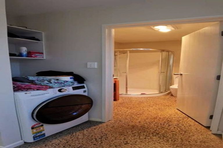 Photo of property in 19 Leburn Crescent, Flat Bush, Auckland, 2016
