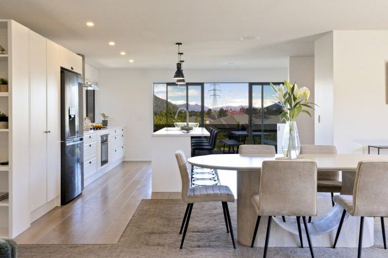 Photo of property in 6 Oxfordshire Avenue, Lower Shotover, Queenstown, 9304