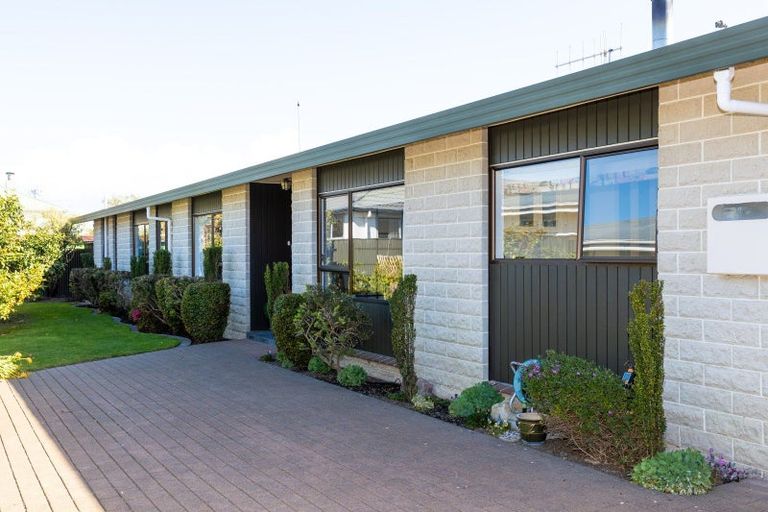 Photo of property in 12b Avondale Road, Taradale, Napier, 4112