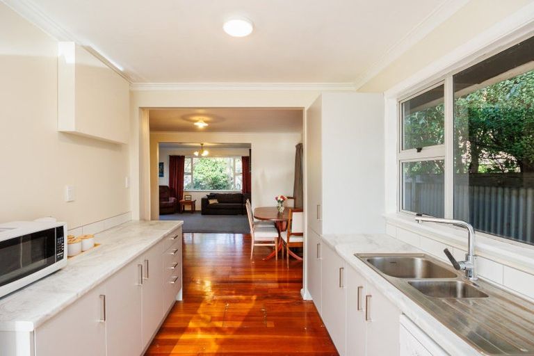 Photo of property in 23 Featherston Street, Takaro, Palmerston North, 4412