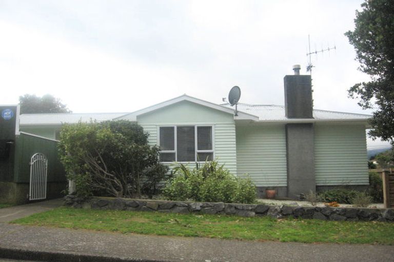Photo of property in 93 Tilley Road, Paekakariki, 5034