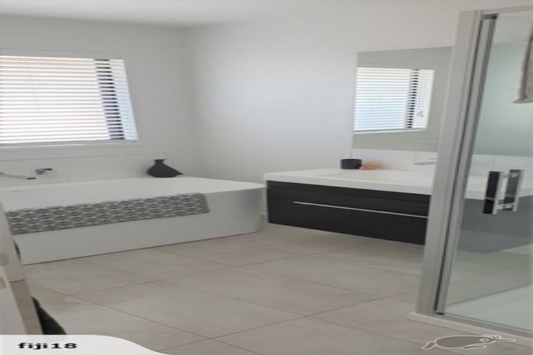 Photo of property in 98 Ledbury Drive, Rolleston, 7615