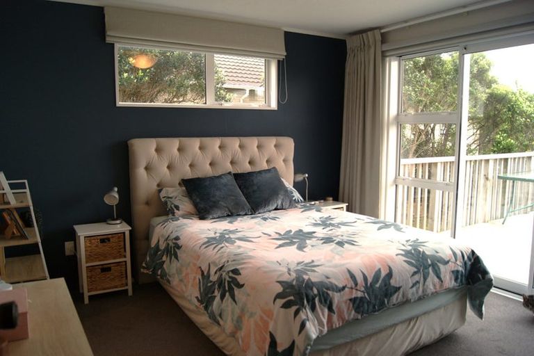 Photo of property in 78 Thurleigh Grove, Karori, Wellington, 6012