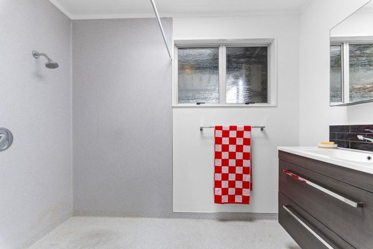 Photo of property in 3/62 Wallace Place, Westown, New Plymouth, 4310