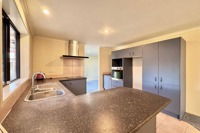 Photo of property in 9 Waione Court, Takanini, 2112