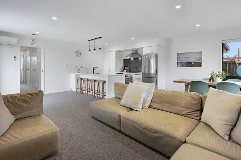 Photo of property in 5 Oka Street, Papamoa Beach, Papamoa, 3118