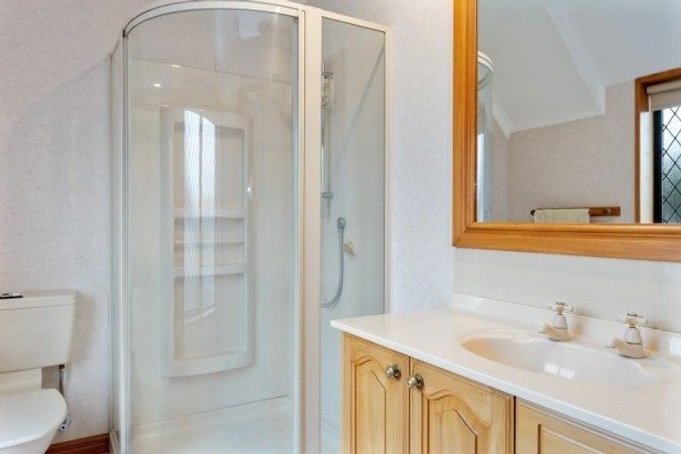 Photo of property in 6 Hinton Place, Rangiora, 7400