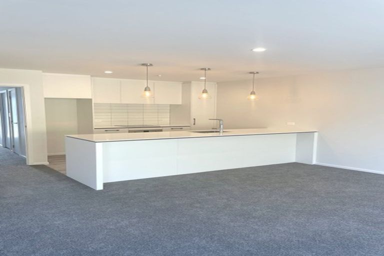 Photo of property in 11 Cartographer Way, Whitby, Porirua, 5024