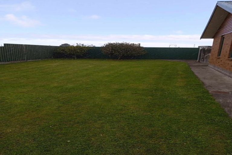 Photo of property in 9 Lombard Street, Midhirst, Stratford, 4394