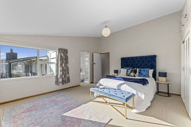 Photo of property in 43 Shandon Road, Vauxhall, Dunedin, 9013