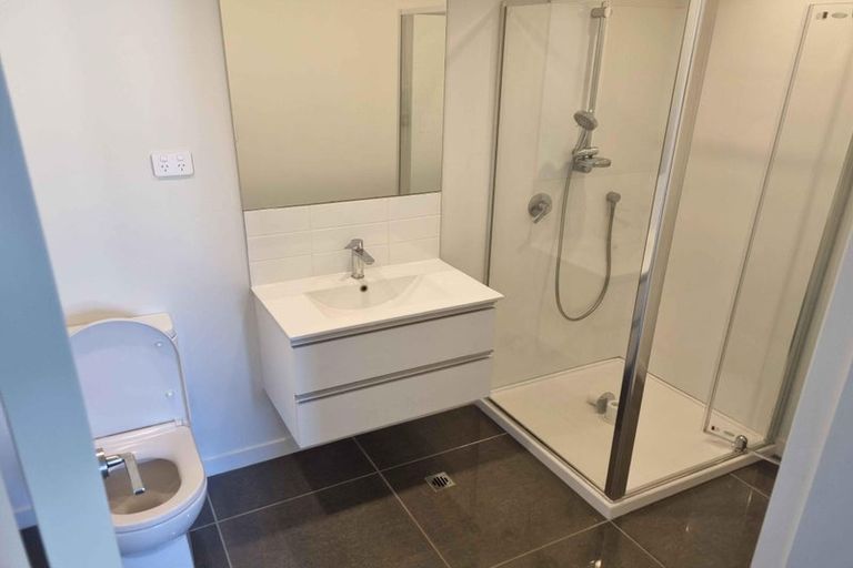 Photo of property in 170u3 Fraser Avenue, Johnsonville, Wellington, 6037