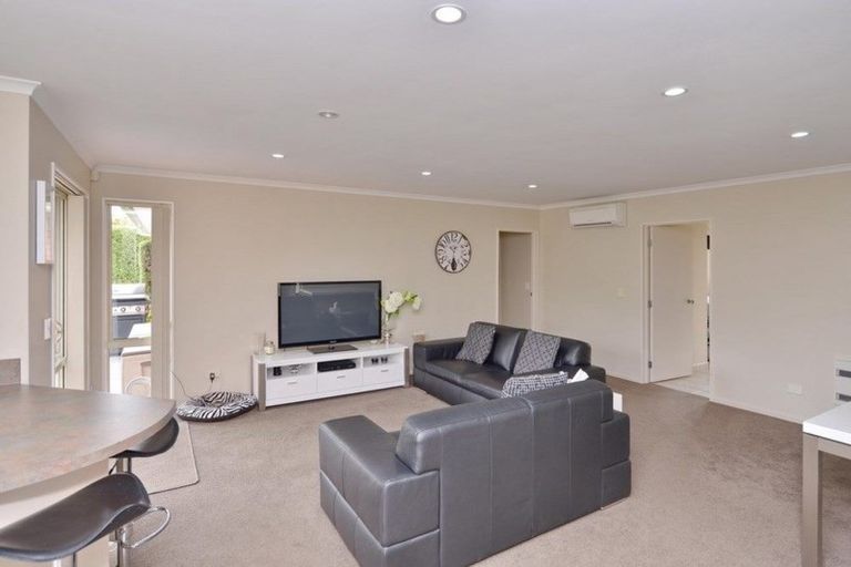Photo of property in 55 Springwater Avenue, Northwood, Christchurch, 8051