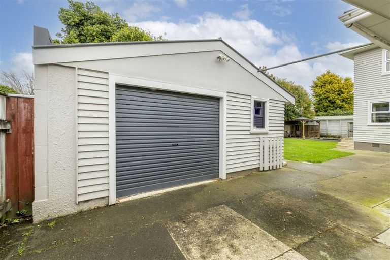 Photo of property in 24 Highbury Drive, Levin, 5510