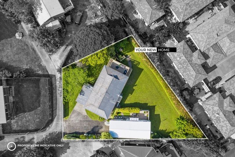 Photo of property in 12 Orewa Heights Crescent, Orewa, 0931