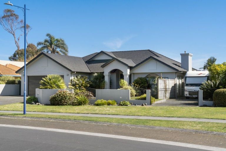 Photo of property in 42 Sovereign Drive, Papamoa Beach, Papamoa, 3118