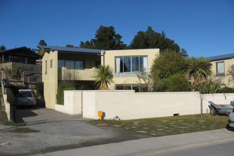 Photo of property in 10 Tenby Street, Wanaka, 9305