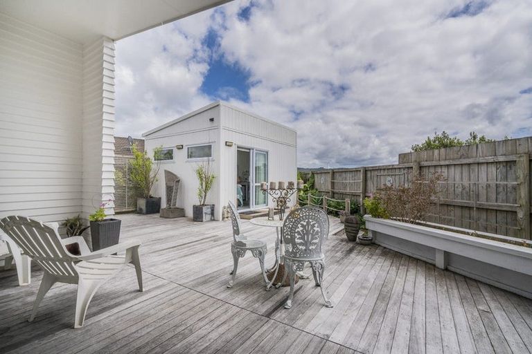 Photo of property in 50 Kupe Drive, Whitianga, 3510