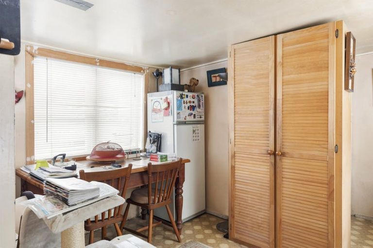 Photo of property in 228 Ohiro Road, Brooklyn, Wellington, 6021