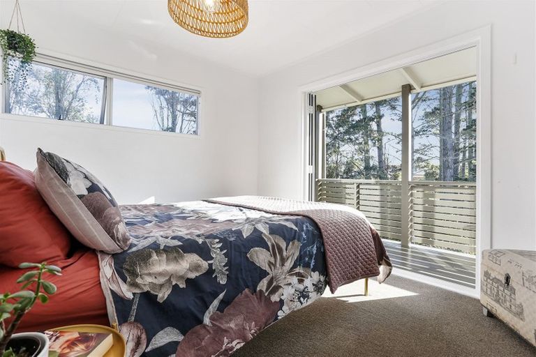 Photo of property in 13 Glenbury Place, Massey, Auckland, 0614