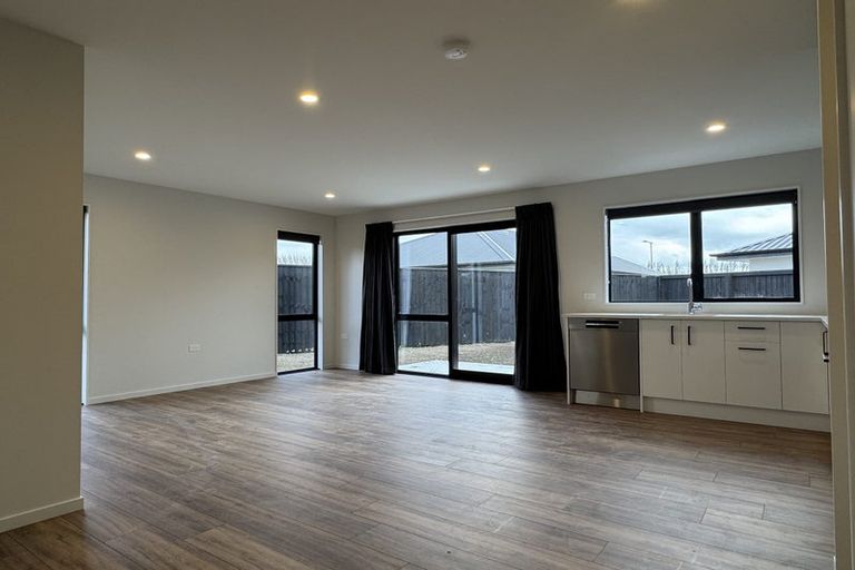 Photo of property in 7/196 Hills Road, Edgeware, Christchurch, 8013
