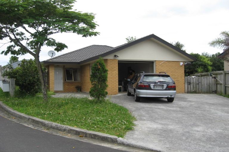 Photo of property in 11 Saybrook Place, Mangere, Auckland, 2022