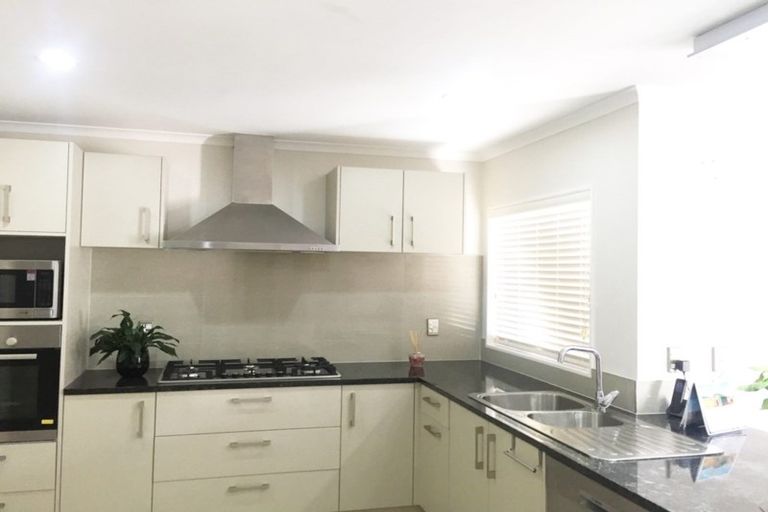 Photo of property in 144 Flat Bush School Road, Flat Bush, Auckland, 2019