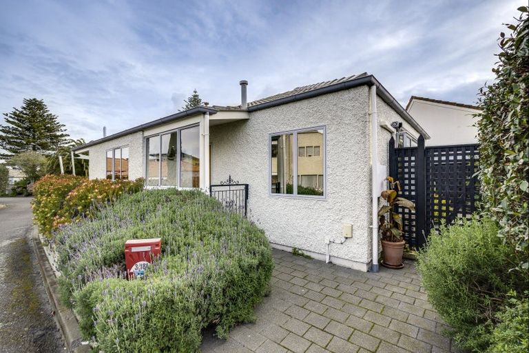 Photo of property in 3/184 Charles Street, Westshore, Napier, 4110