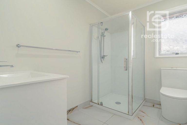 Photo of property in 15 Burndale Terrace, Manurewa, Auckland, 2102