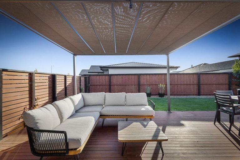 Photo of property in 7 Hepburn Place, Rolleston, 7614