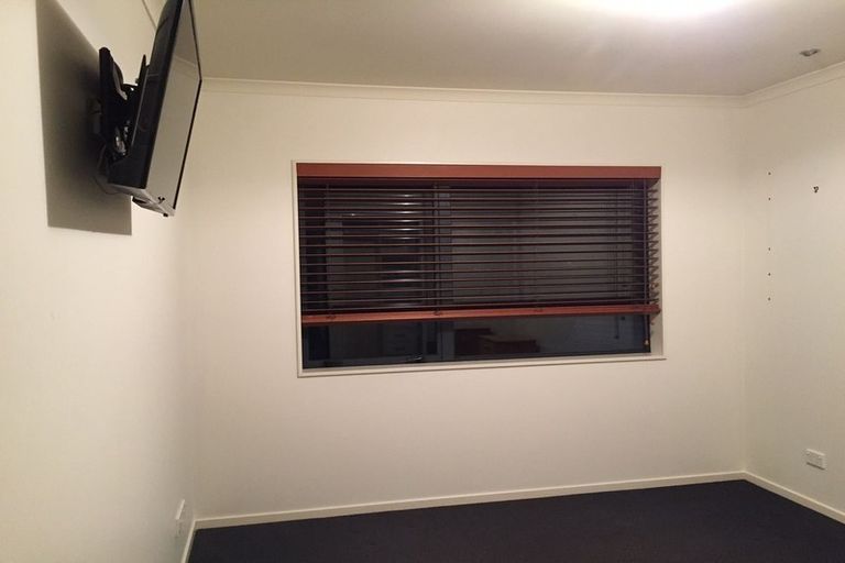Photo of property in 15 Monarch Place, Paraparaumu Beach, Paraparaumu, 5032