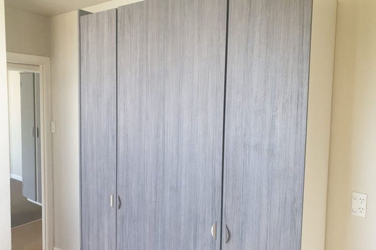 Photo of property in 53a Pleasant Road, Glen Eden, Auckland, 0602