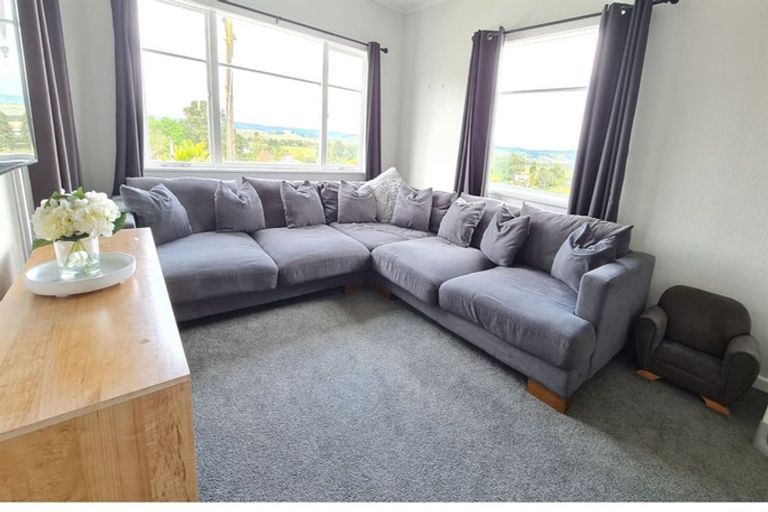 Photo of property in 36 Karaka Street, Helensville, 0800