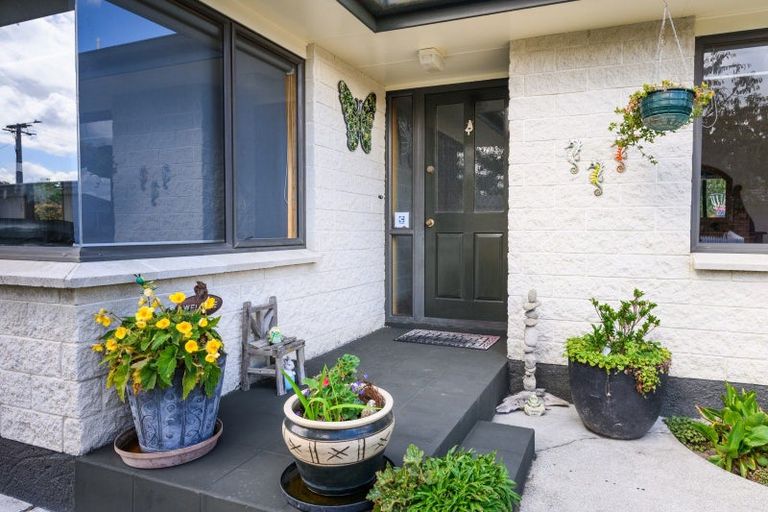 Photo of property in 1 Rose Place, Awapuni, Palmerston North, 4412