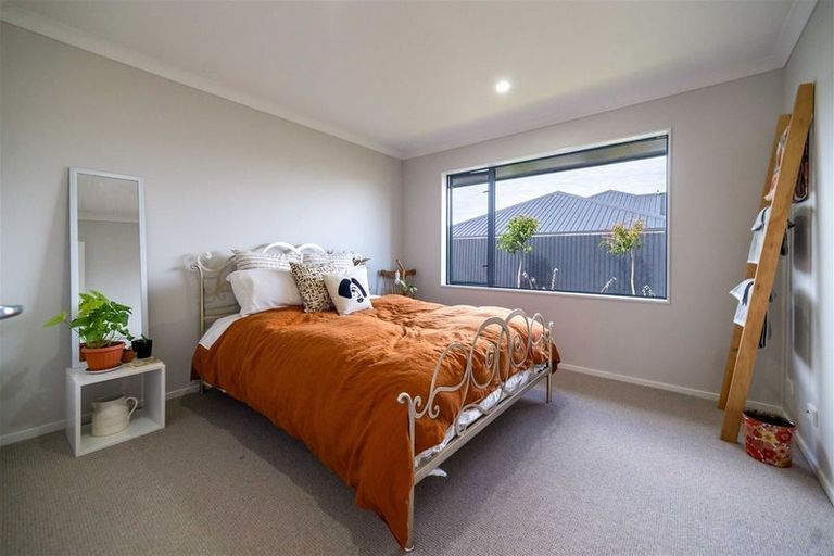 Photo of property in 92a Aldinga Avenue, Stoke, Nelson, 7011