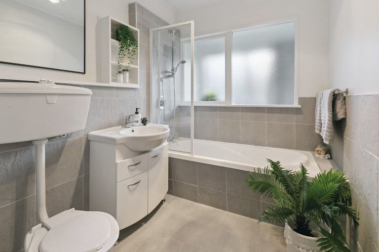 Photo of property in 42c Ngatoto Street, Ngaio, Wellington, 6035