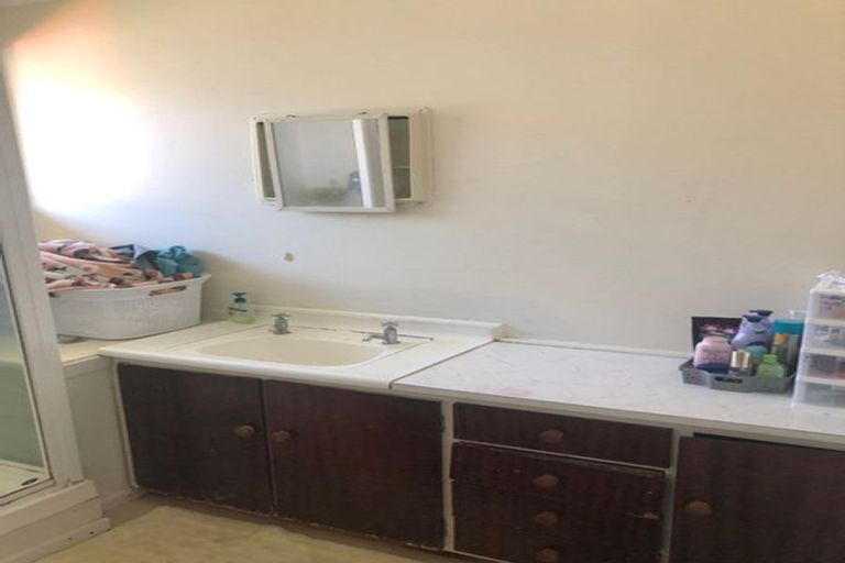 Photo of property in 18 Leith Court, Papatoetoe, Auckland, 2104