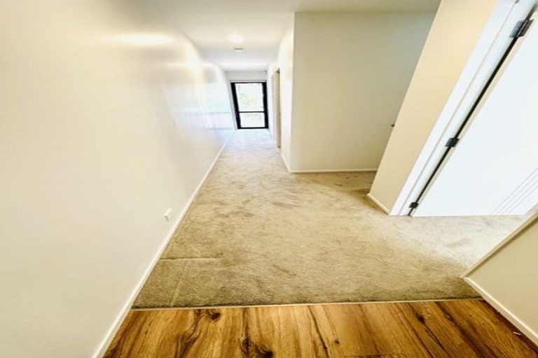 Photo of property in 51b Glendene Avenue, Glendene, Auckland, 0602