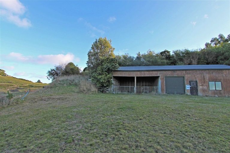 Photo of property in 142 Highland Drive, Acacia Bay, Taupo, 3385