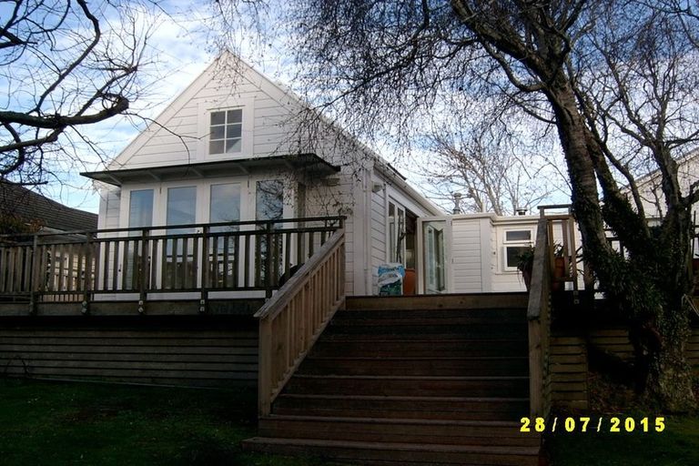 Photo of property in 6 Norfolk Street, Northland, Wellington, 6012