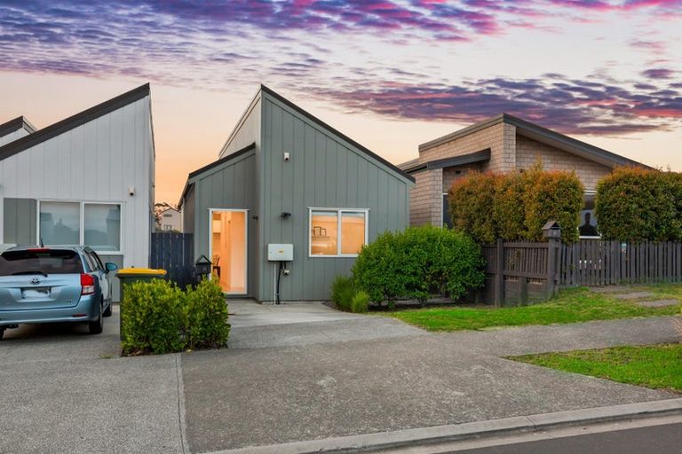 Photo of property in 53 Matakohe Road, Westgate, Auckland, 0814